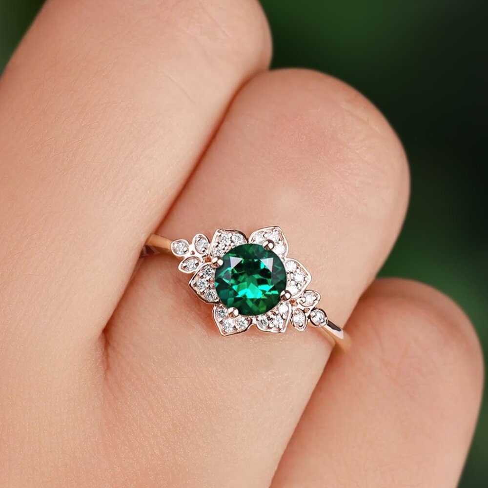 Vintage Style Floral ring - Emerald Green, Art Deco Flower Ring May Birthstone